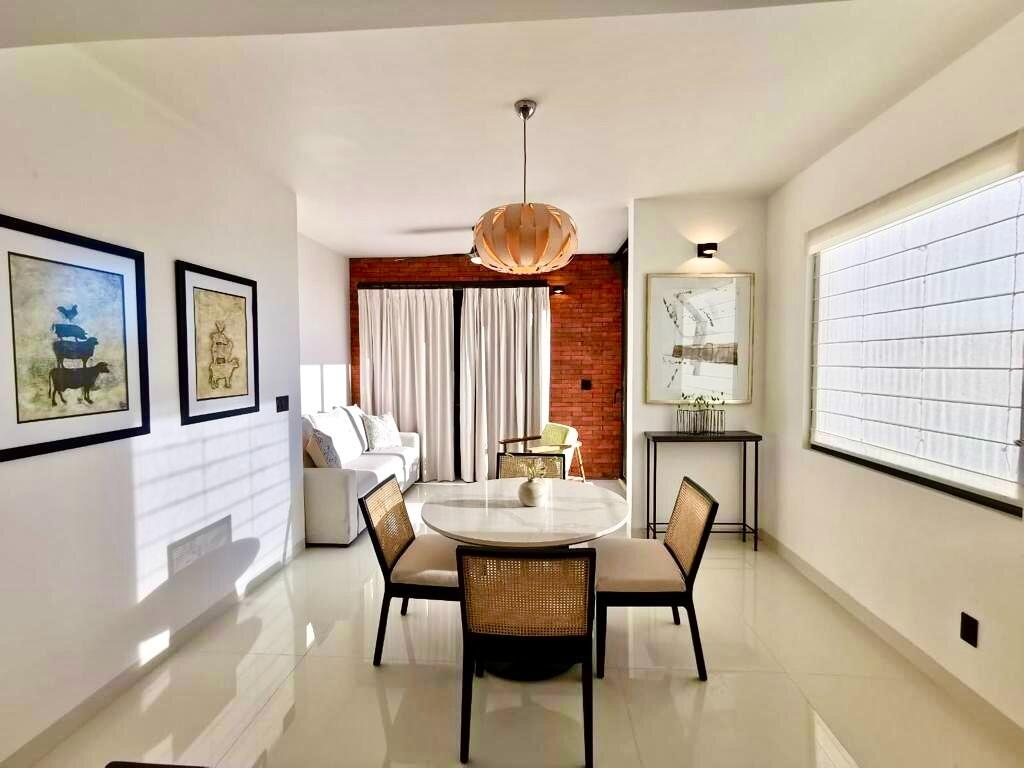 Los Cabos Camino Viejo Condominiums PRICE IMPROVEMENT!!!! Discover over 1,500 sq ft of modern, light-filled living just a 10-minute stroll from Medano Beach. This oceanside 2 bed/2 bath unit features high ceilings, quality finishes, and large wrap-around balcony perfect for indoor/outdoor living. Building amenities include underground parking with electrical outlet for your EV, elevator, storage unit, and security guard. Building is wheelchair accessible. Also included is a rooftop heated ocean- for sale