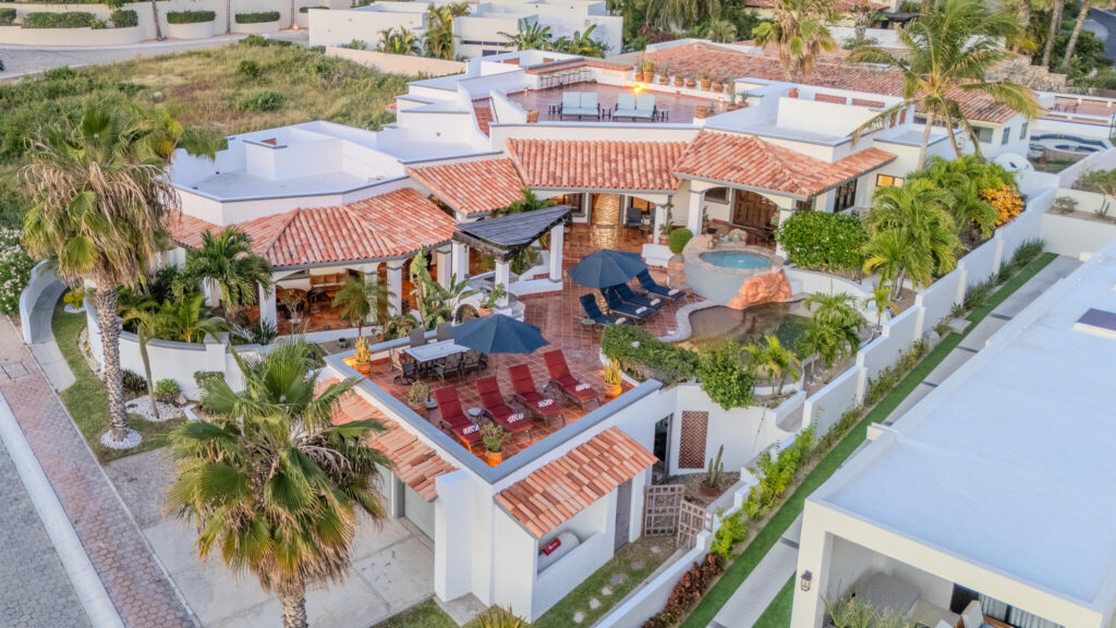 Los Cabos Cabo Colorado Discover modern luxury in this exquisitely designed home, built in 2020 and nestled within the exclusive, beachfront, private gated community of Cabo Colorado in San José del Cabo—just 2 miles from Palmilla Beach. Enjoy the convenience of living just steps from a stunning, sandy private beach within the community.With a striking contemporary aesthetic, this residence features gleaming white marble floors, beautifully appointed marble bathrooms, and captivating ocean – 18 Santa Carmela, Cabo Corridor, BS