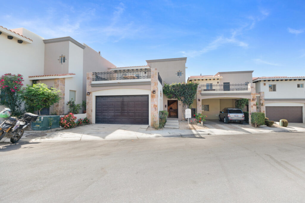Los Cabos Vista Vela Spacious 3-bedroom, 3.5-bathroom home located just behind Soriana El Tezal. Offered unfurnished, this property features a private rooftop with ocean for sale