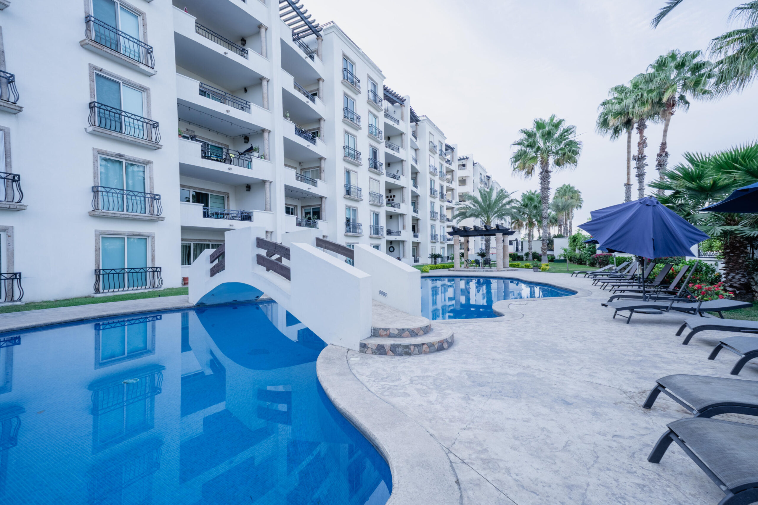 Los Cabos Alvar Brand-new 3-bedroom penthouse in Alvar at Quivira, offering panoramic ocean for sale