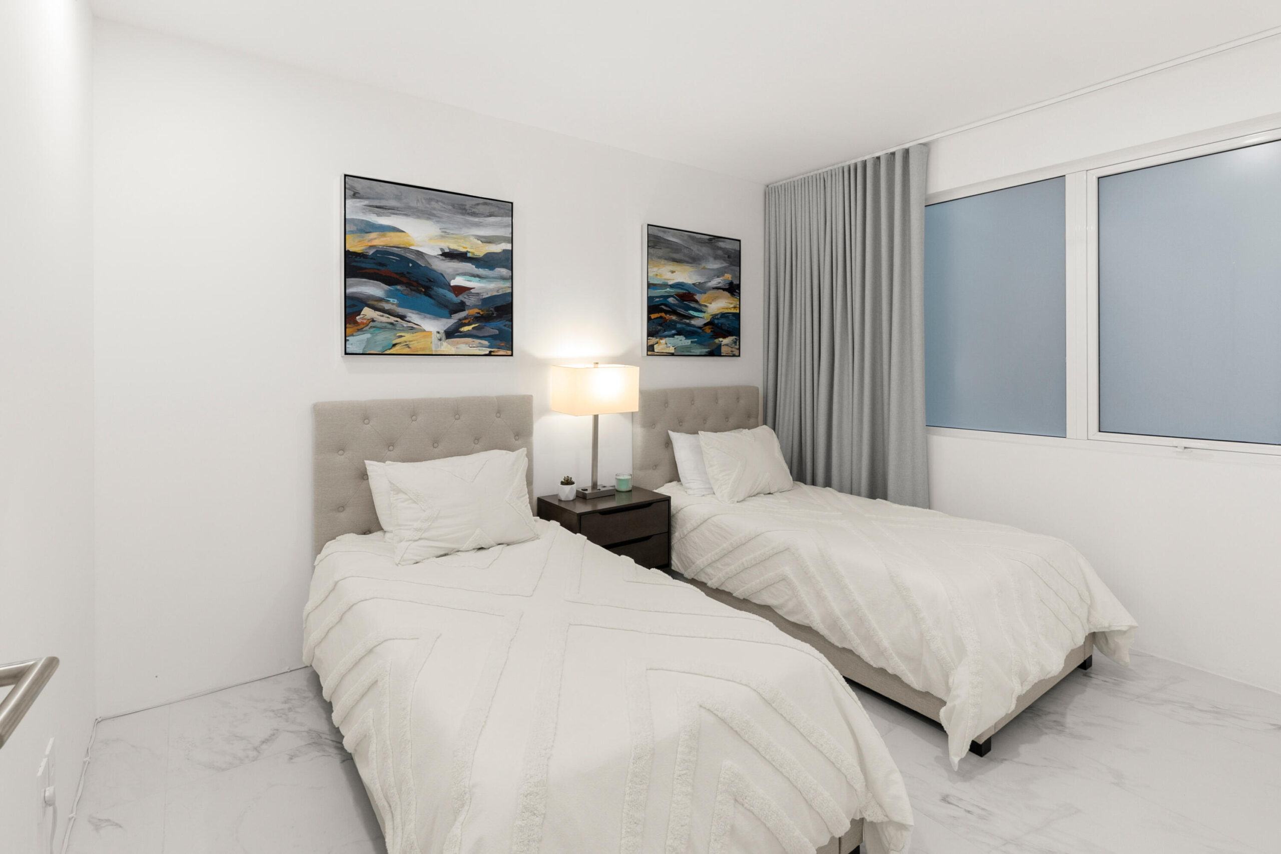 Los Cabos Marea Los Cabos Amazing 2 bedroom, 1.5 bath in the heart of Cabo, walking distance to the main beach and marina. All you need at a few steps. Great rental income property. for sale