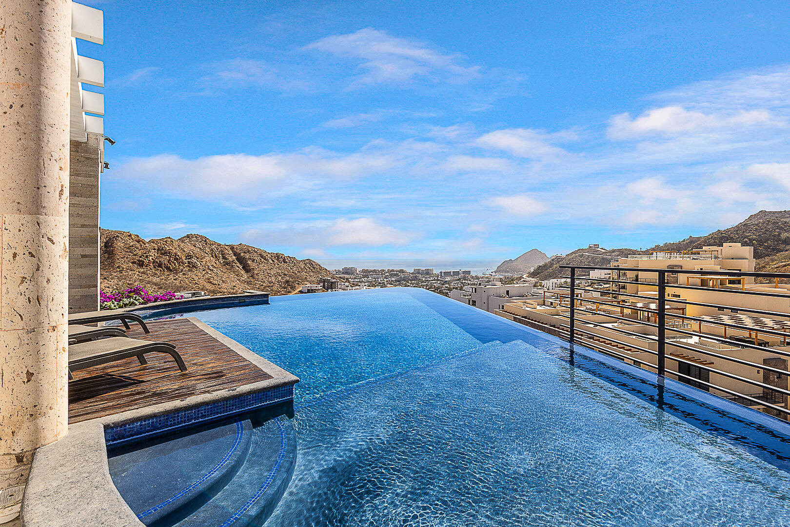 Los Cabos Duara This property has amenities such as: Swimming pool, gym, game room, mini golf, basketball courts, children's play area and a common meeting room.Direct Developer Financing in US Dollars: Term: Up to 60 months. Fixed annual interest rate: 9% or 18 months interest-free.Simple and fast process. --------------------------------------------------------Financiamiento Directo del Desarrollador en Pesos Mexicanos: Plazo: Hasta 60 meses. Tasa de interés anual fija: 12% o 18 meses sin intereses.Proceso sencillo y rápido. for sale