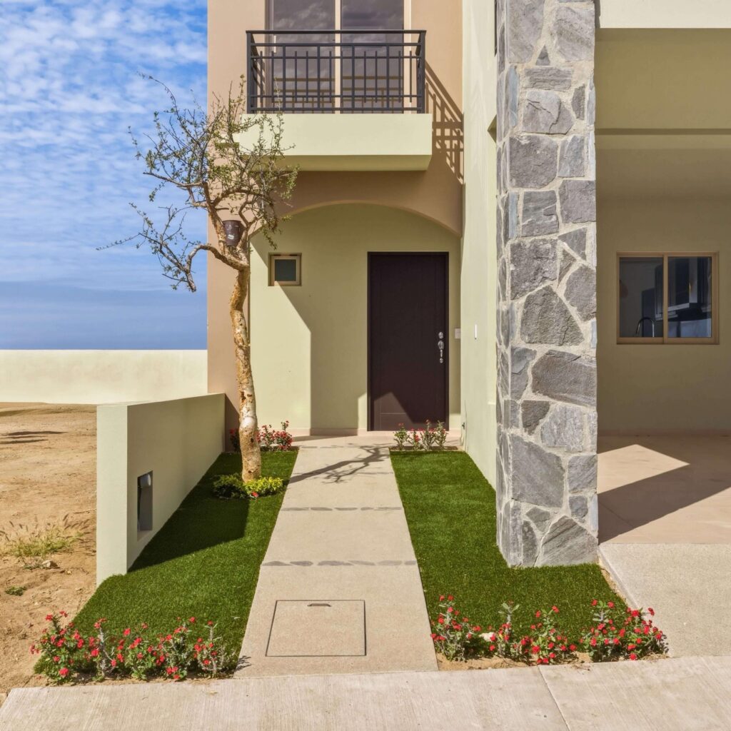 Los Cabos Cabo Bello Located in the desirable gated community of Cabo Bello, this duplex residence offers flexibility, privacy, and excellent income potential. Designed as two fully independent living spaces, the property features a total of five bedrooms, two kitchens, and two BBQ areas, ideal for large families or owners seeking to live in one unit while renting the other.One of Cabo Bello's standout features is its swimmable beach, one of the best in the Tezal area, just minutes away. Known for its security and peaceful atmosphere, the community offers gated access and 24/7 surveillance.Conveniently located near Fresko, Costco, Home Depot, and some of Cabo San Lucas' top restaurants, this property is perfect as a full-time residence, vacation home, or smart investment opportunity. for sale