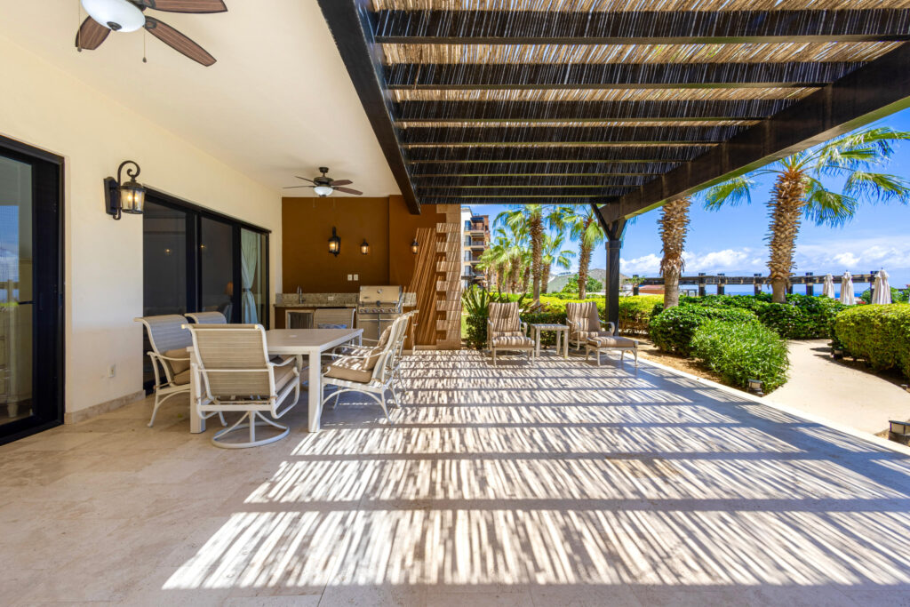 Los Cabos Tramonti One-of-a-kind 3-bedroom, 3.5-bath penthouse located in the exclusive Tremonti community, offering an exceptional lifestyle in one of Cabo's most desirable locations. This rare residence boasts breathtaking 180° panoramic ocean – Copala at Quivira, Pacific, BS