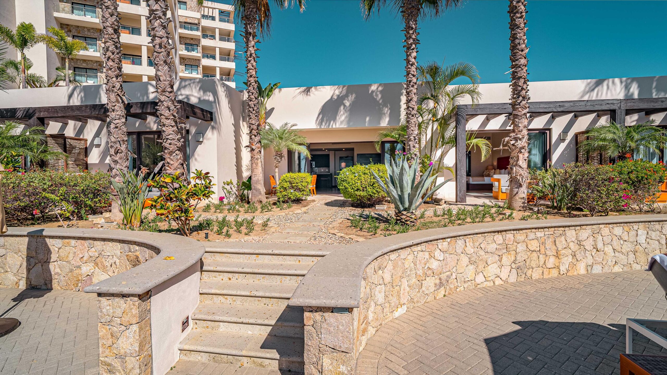 Los Cabos Ventanas Experience Cabo living in this magical 3-bed, 2-bath penthouse in the iconic Ventanas Phase 2 community of El Tezal. Enjoy ocean for sale