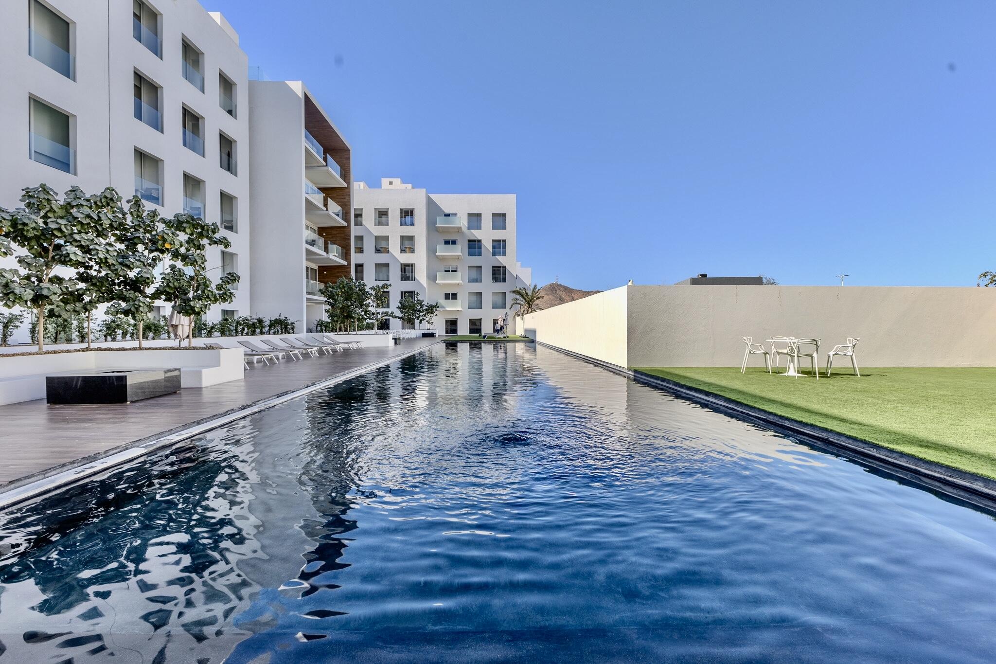 Los Cabos Mare Mare is located in the most vibrant and exclusive area of San Jose! Nestled in the heart of the hotel zone, this contemporary residence is just steps away from the beach, supermarkets, and restaurants, and beautiful downtown. Enjoy the perfect blend of comfort and convenience in a prime location, making this property an excellent investment opportunity, ideal for generating rental income.Experience modern living in this luxurious 3-bedroom, 3-bathroom apartment, offering elegantly designed spaces, including a frontal terrace with stunning ocean for sale