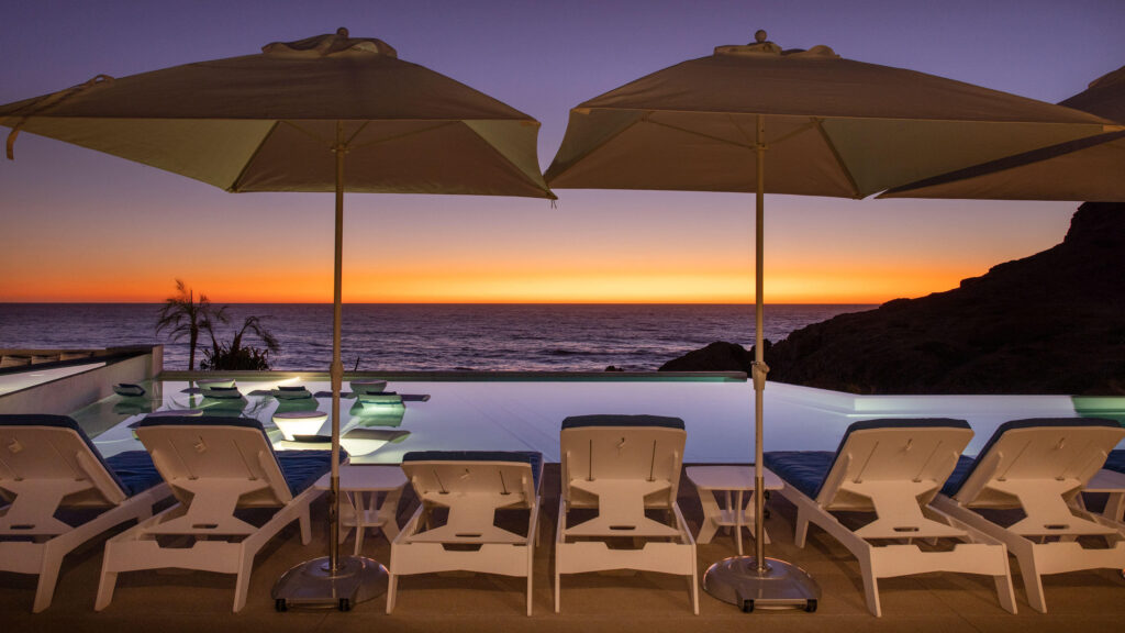Los Cabos Tamar Imagine stepping out of bed and into a lifestyle most people only dream about. This sleek 1-bedroom, 1-bathroom ground-floor condo (871 sq ft) sits right where the desert meets the sea -- in the sought-after El Tezal corridor, one of Cabo's most desirable hillside communities.Ocean – La Punta Los Cerritos point, Pacific, BS