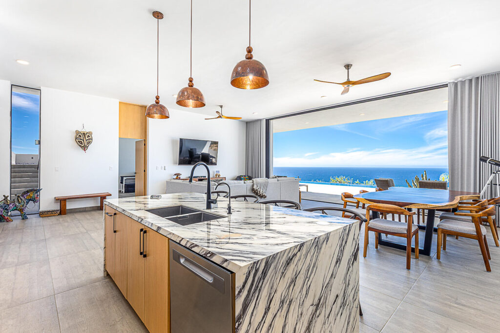 Los Cabos Villas Del Mar Located in a prime position with the best – Lot 28 Boulevard Cabo Hills, Pacific, BS