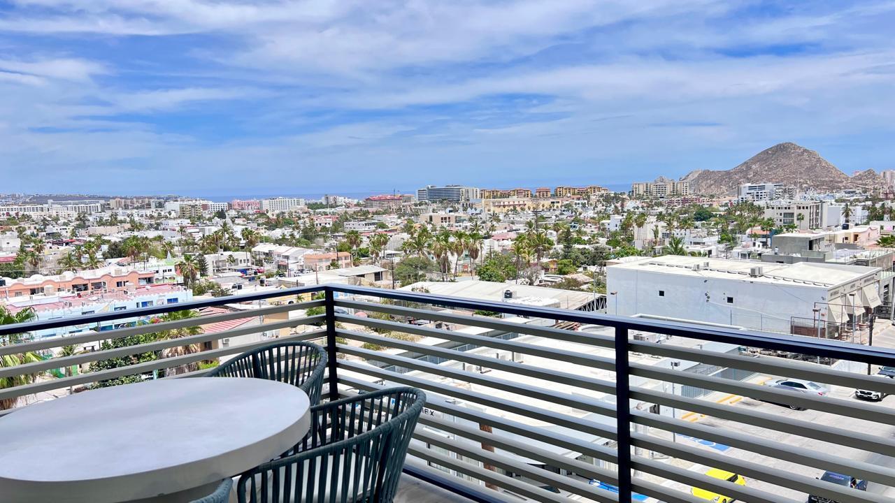 Los Cabos Laguna Vista Beautiful two-story condo featuring 2 bedrooms and 2 full bathrooms, ideally located just 10 min walk to the beach and within walking distance to downtown San Jose del Cabo, the Art District, shops and some of the area's best restaurants. This fully furnished condo is move-in ready and offers the perfect combination of comfort, convenience, and coastal living. for sale