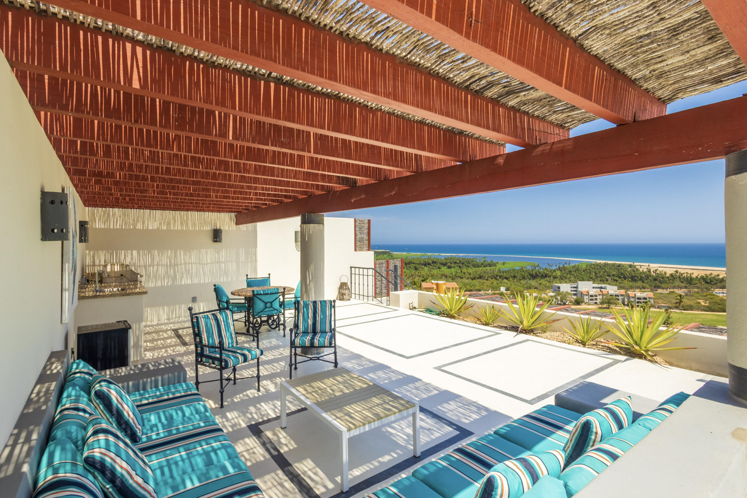 Los Cabos Mistiq Los Cabos 3-Bedroom Residence with Iconic Arch for sale