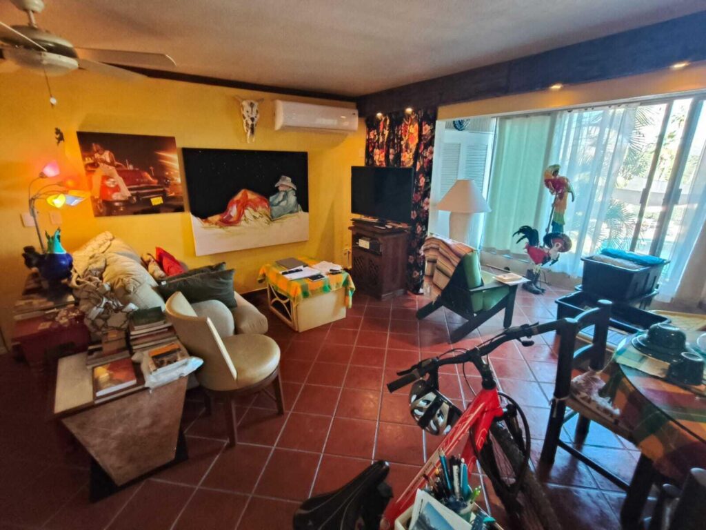 Los Cabos Amaterra Corner unit- Amaterra 304 D - is ideally located just 350 meters from Medano Beach, within the Amaterra Phase 2 building. This condo features 2 bedrooms and 2 full bathrooms, and is offered fully furnished and equipped, with one assigned parking space.It's a great option whether you're looking for a comfortable place to live or a property with rental potential. Residents enjoy access to a shared rooftop with a pool and beautiful – Paseo de las Misiones, San Jose del Cabo, BS