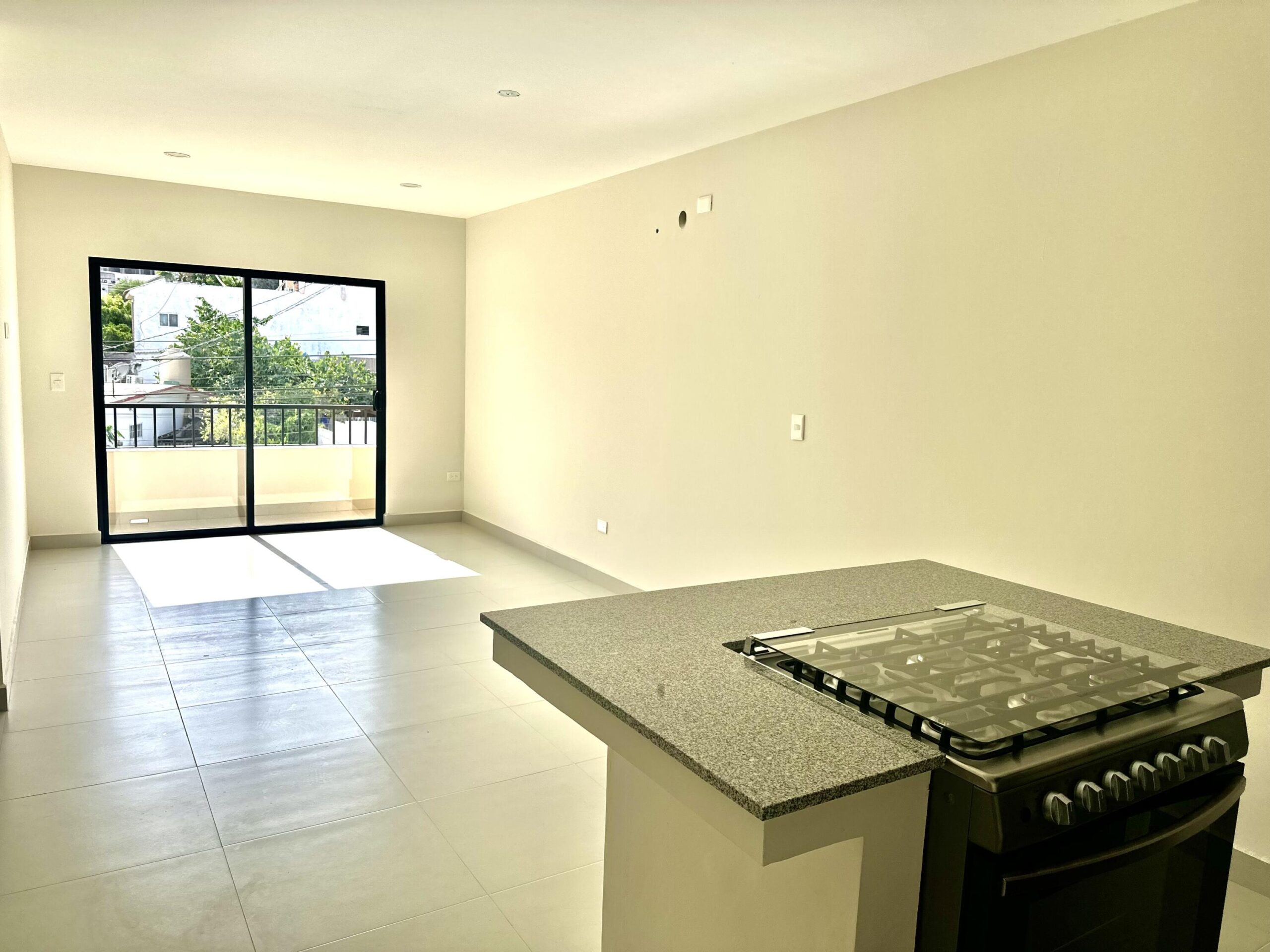 Los Cabos Luxotica Ii Luxottica II - Unit 304Luxottica II is a 3-story, 15-Unit Condo Complex Located just minutes from downtown Cabo San Lucas. The complex was completed in March 2021.Unit 304Original owner since 2021. Unit has been very gently used, only used about 2-3 weeks each for sale