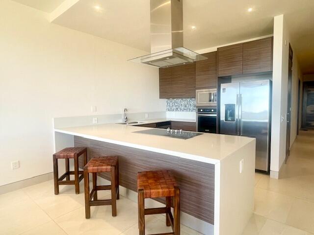 Los Cabos Cenit Cenit in San Jose del Cabo is a prestigious condominium complex that offers an unparalleled living experience with stunning for sale