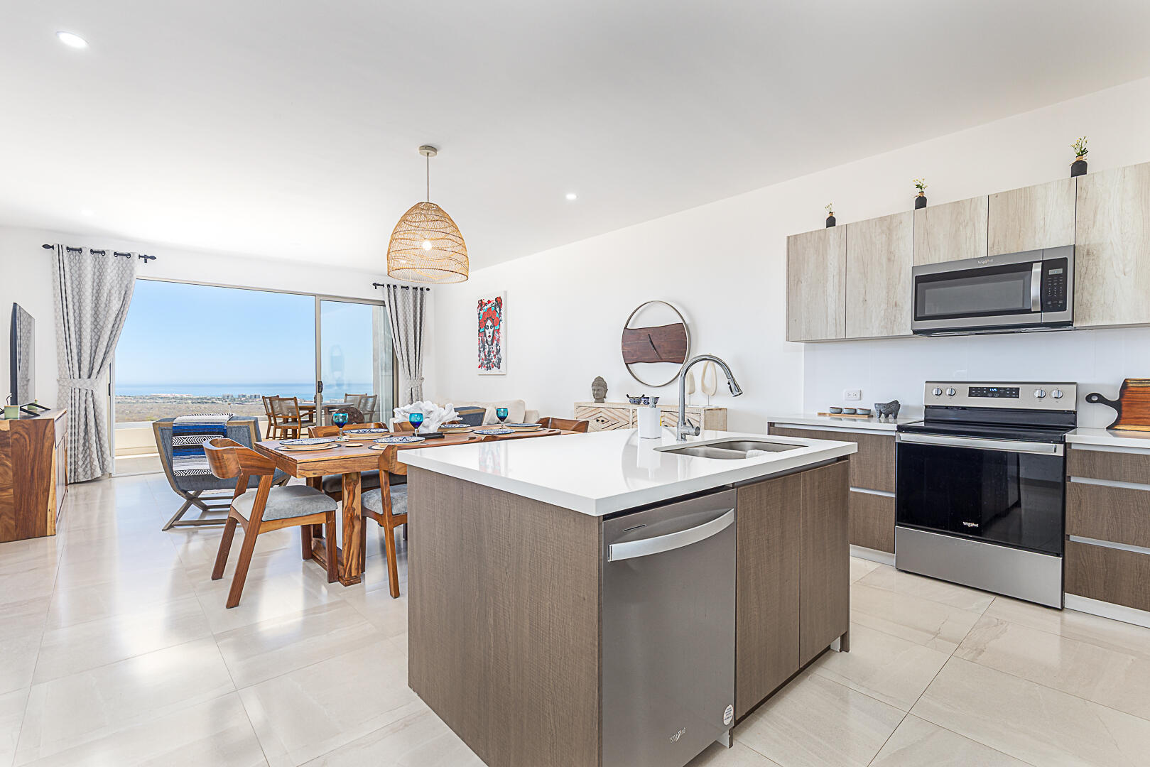 Los Cabos Vista Vella Ii *Owner Financing* Welcome to Vista Vela II--one of Cabo San Lucas' most sought-after communities, known for its elevated for sale