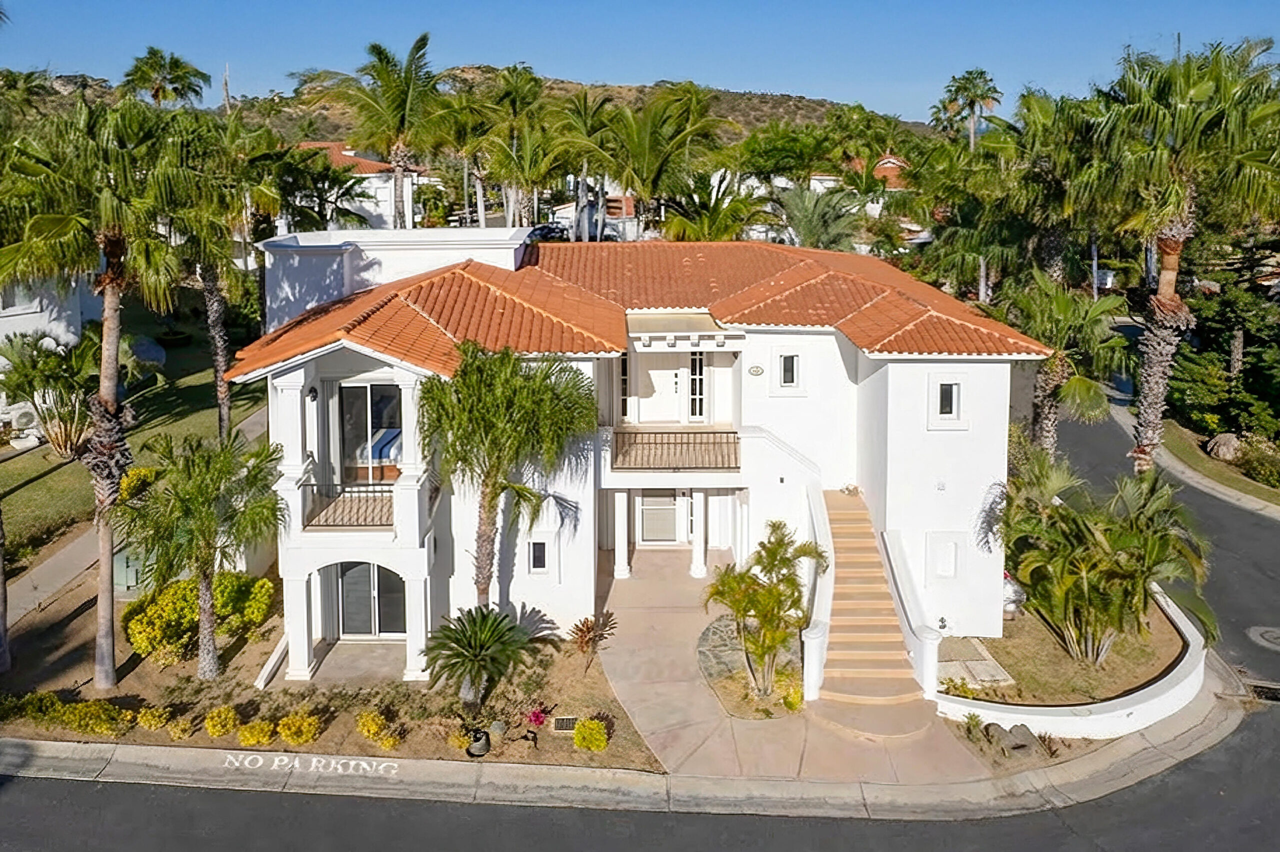 Los Cabos Duara Amazing opportuity to purchase this one of a kind fully furnished condo at Duara residences.This 1,449 SqFt. unit offers luxury furniture and finishes, having saunas at each full bath, hurricane curtains, an automatic electricity generator, a barbecue area, a private storage only for the condo, and even an Alexa built in make in it a smart home.It should be noted that the unit offers 2 parking spaces.Duara has many amenities such as a pool, playgrounds for kids, Club House, 24/7 security, fire pits. Everything in this complex is made to detail for the comfort of its residents.Located in the heart of El Tezal you will have access to comercial malls, restaurants, bars, markets, schools and everything you need in just a few minutes. for sale