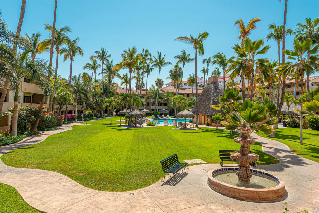 Los Cabos Lumaria Experience effortless indoor-outdoor living in this brand-new, ground-level 2-bedroom, 2-bathroom condo featuring beautiful ocean and Arch – Lumaria, Cabo Corridor, Cabo Corridor, BS